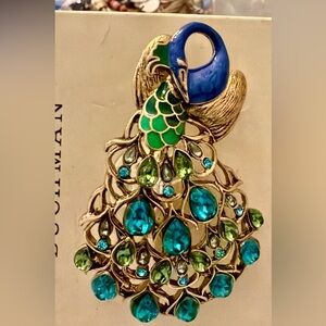 🦚 Vintage-Style Peacock Statement Brooch | Green & Blue Crystal Enamel Gold-Tone